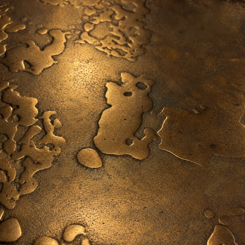 Liquid metal, splash relief